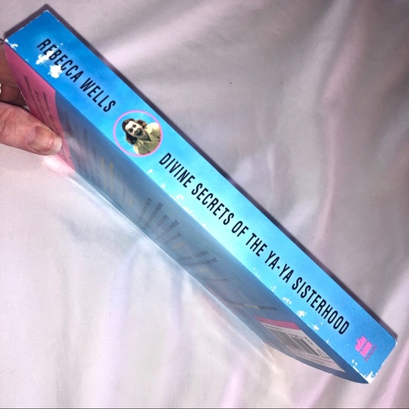 DIVINE SECRETS OF THE YA-YA SISTERHOOD by R. WELLS - Picture 4 of 11